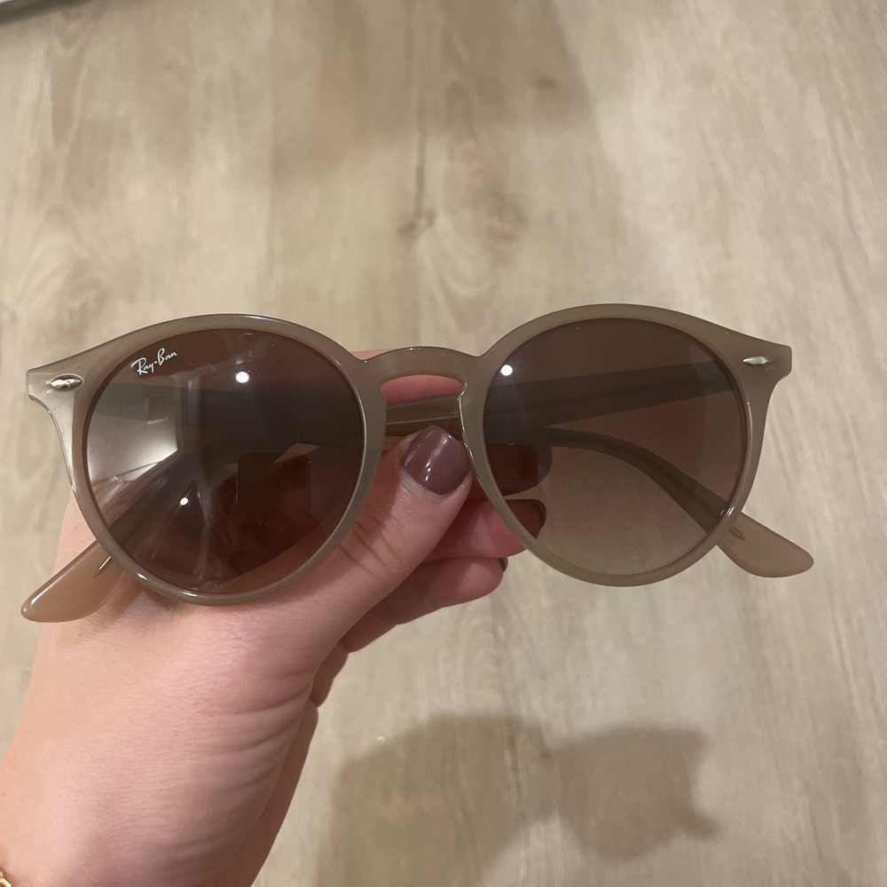 Never work Rayban sunglasses